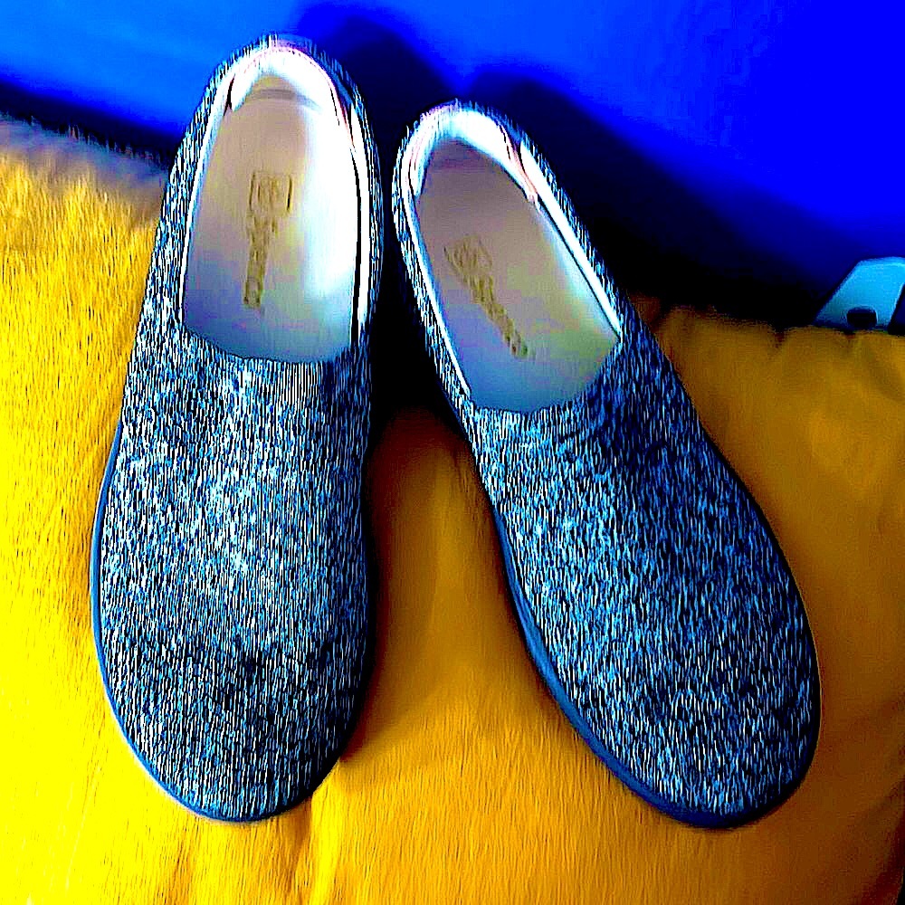 Spenco Wide size 8.5 shoes